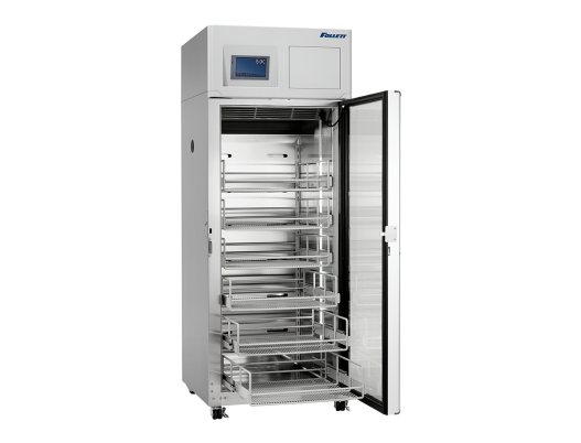 Infinity Series refrigerator with baskets